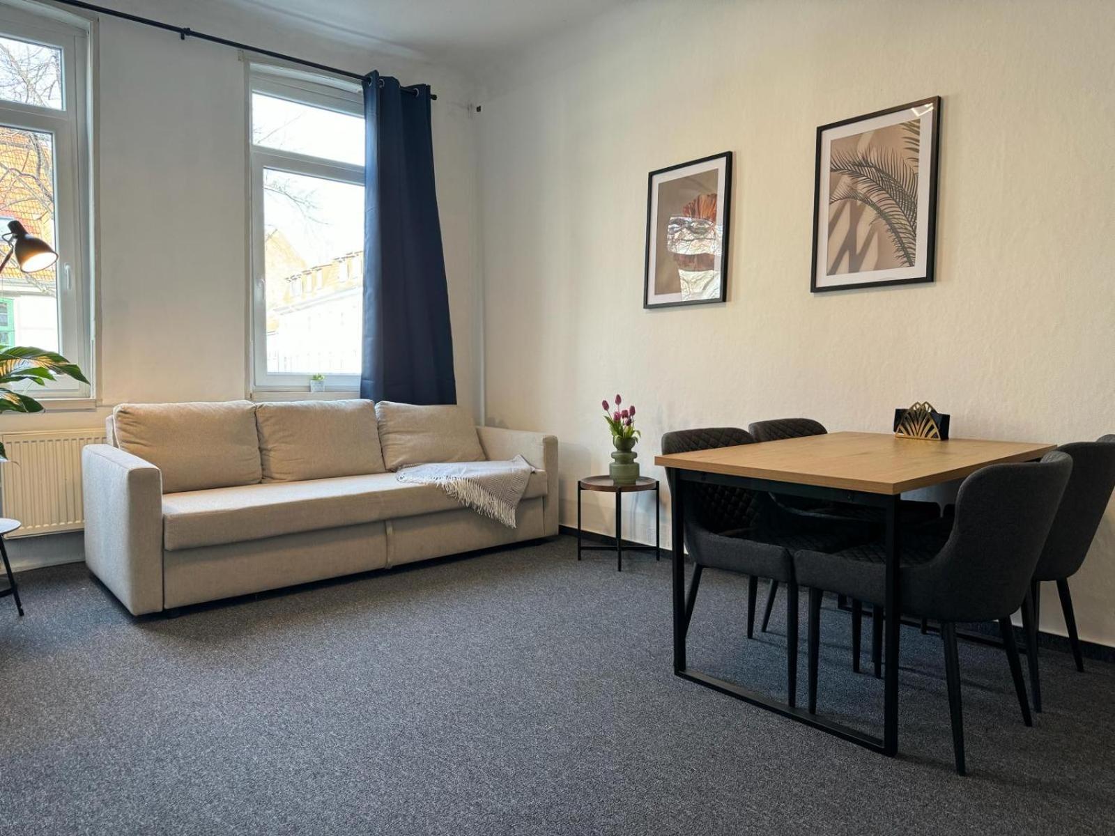 Apartment Goethe In Der Goettinger Innenstadt Gotinga Exterior foto